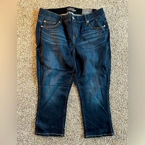 Torrid - cropped bombshell skinny jeans- size 18 - NWT